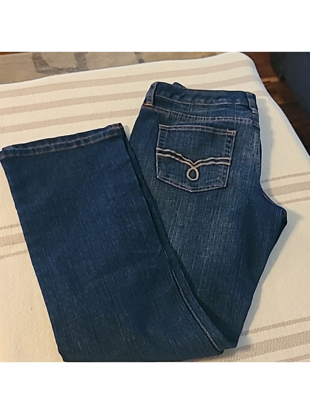 American Rag boot cut sz. 7short(#1071) .Exc. . Cond.